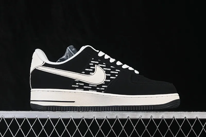 All categories Nk Air Force 1 Air Force series Nk Air Force 1 Low Air Force low-top Nike Air Force 1'07 Low black and white Air Force 1 low-top casual sneakers DW8806-004